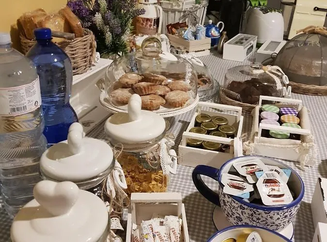 Degli Ulivi Bed & Breakfast 3*